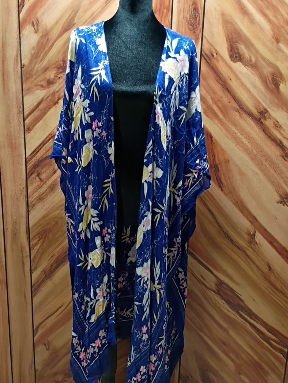 American Eagle Outfitters Blue Floral Kimono Cardigan Shawl Size OS